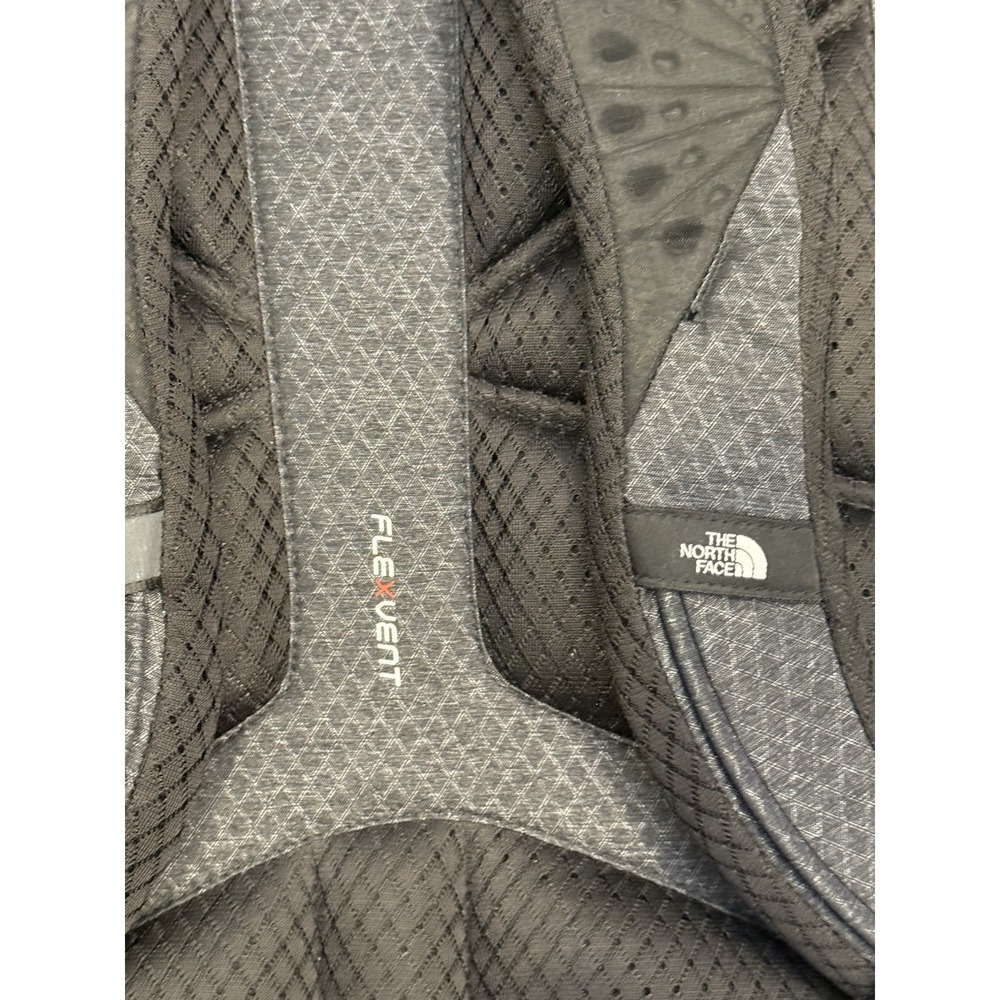 The North Face Recon Backpack Gray Black Geometric FlexVent Laptop Hiking Bag - Picture 4 of 10